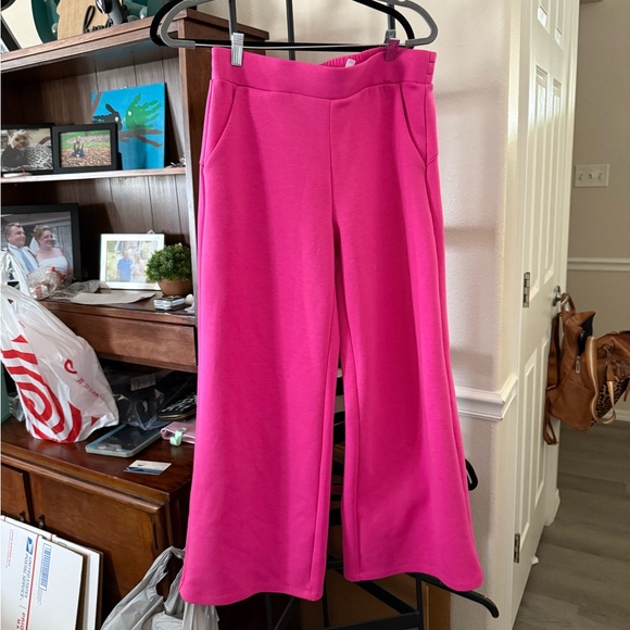 Vibrant Pink Sweatshirt and Pants Set - Picture 5 of 7